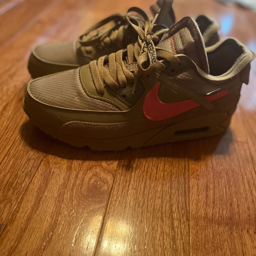 OFF WHITE AIR MAX 90 size 8.5 excellent condition